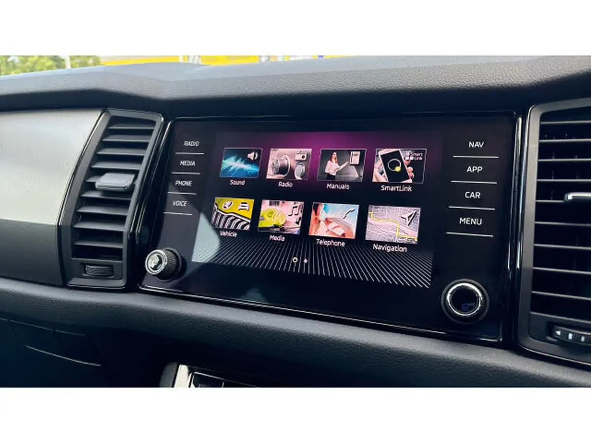 2021-skoda-kodiaq-15-tsi-se-drive-7-big-11