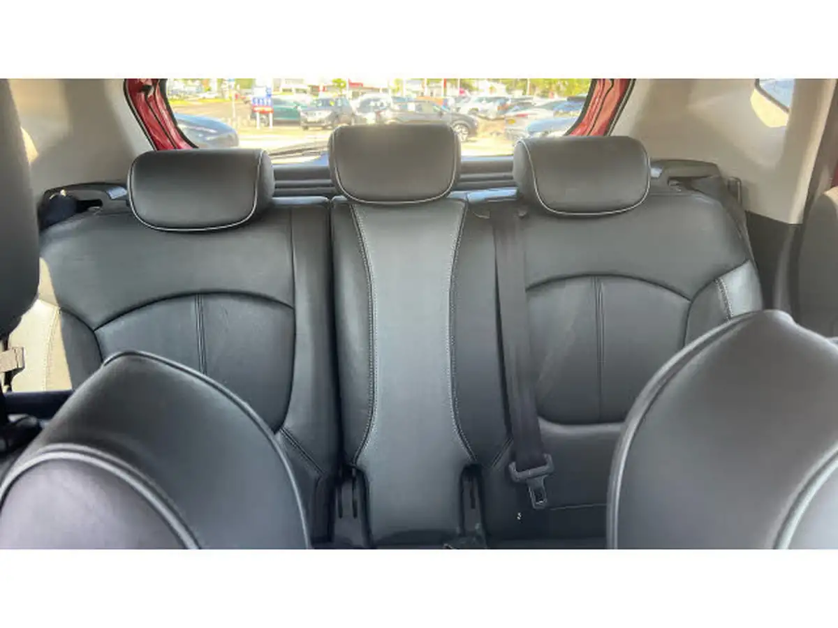 2017-renault-captur-09-signature-nav-big-14