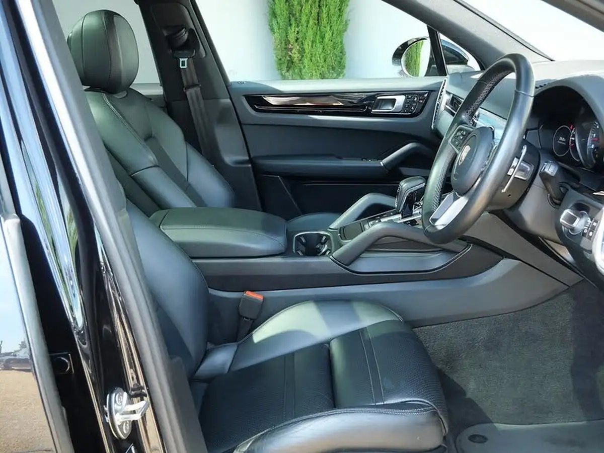 2019-porsche-cayenne-30-v6-s-big-19