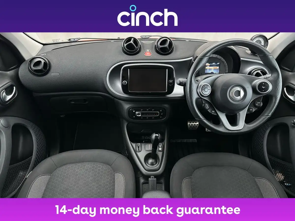 2021-smart-forfour-eq-premium-big-14