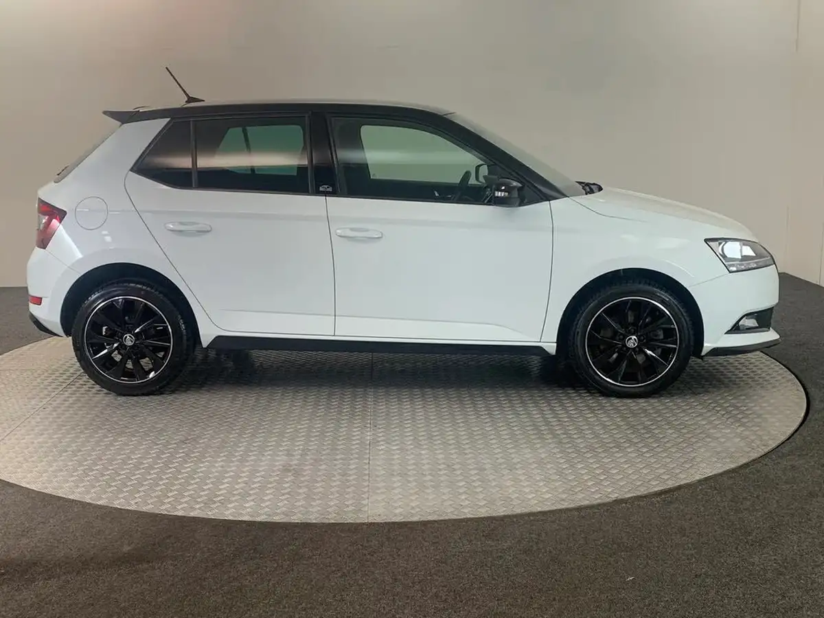 2018-skoda-fabia-10-tsi-monte-carlo-110ps-hatchback-big-6