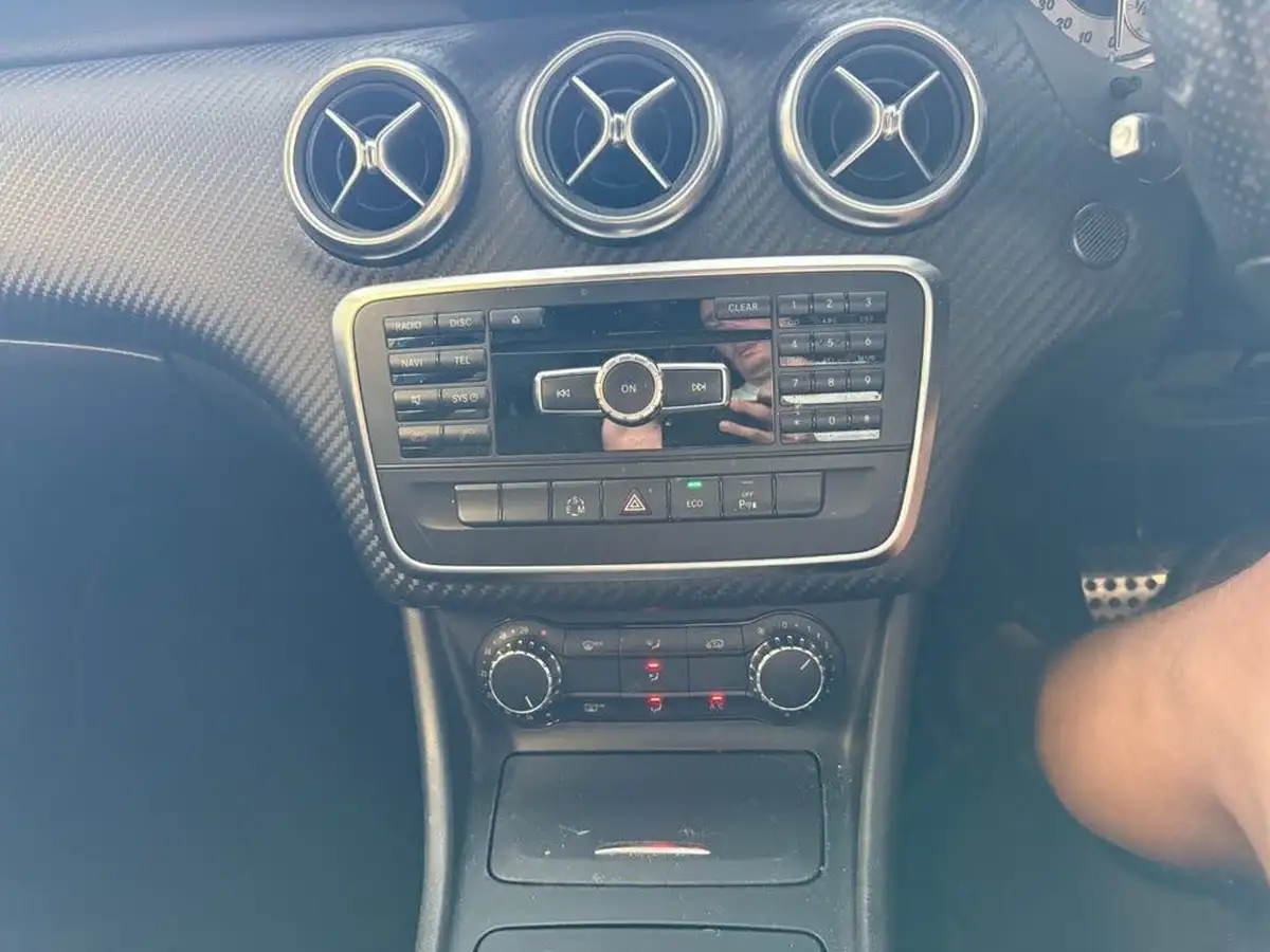 2013-mercedes-benz-a-class-21cdi-a220-amg-sport-170ps-blue-f-big-27