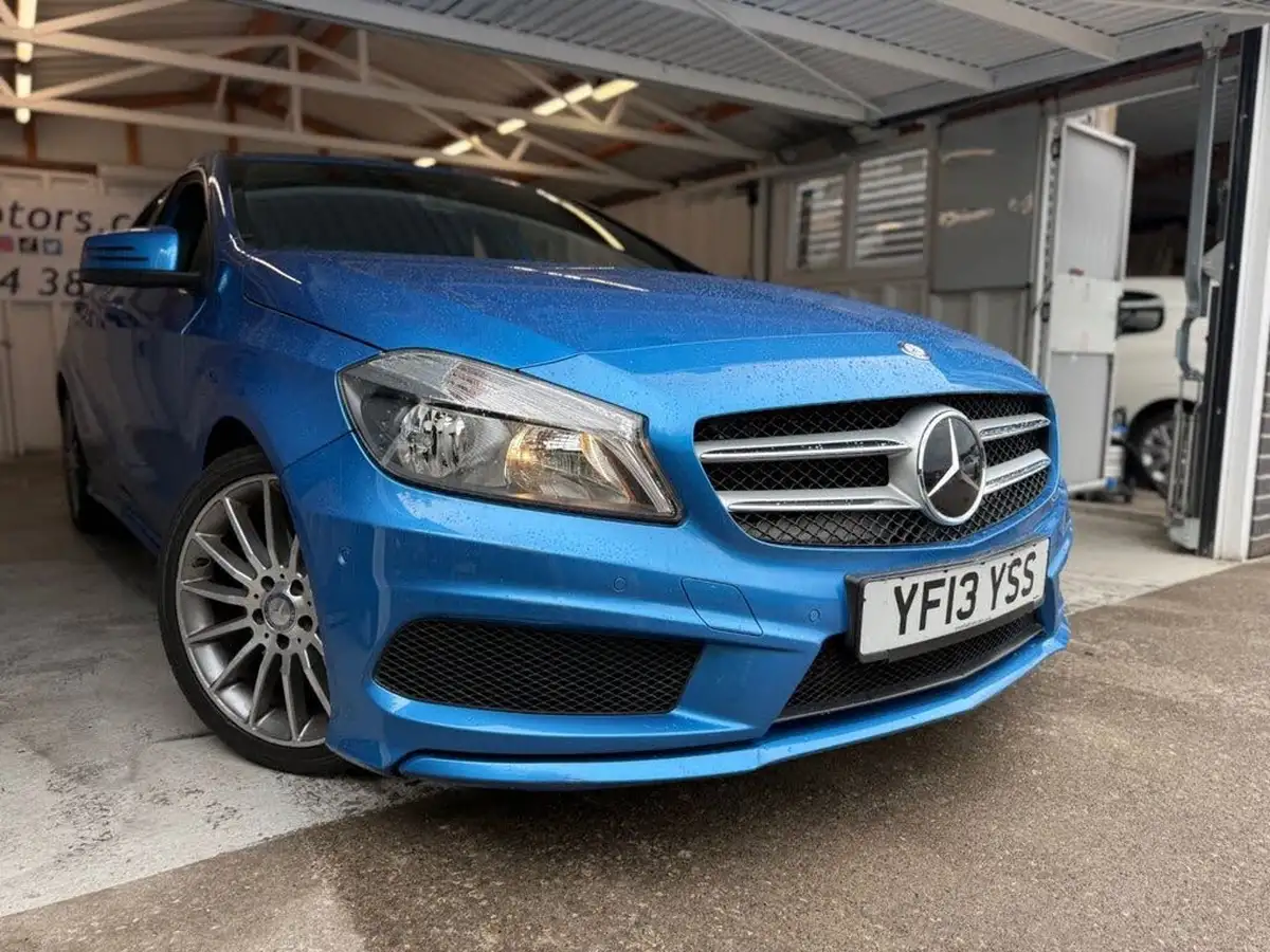 2013-mercedes-benz-a-class-21cdi-a220-amg-sport-170ps-blue-f-big-3