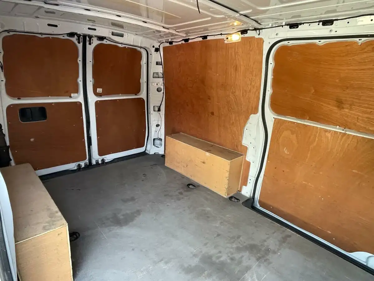 2021-mercedes-benz-vito-20cdi-114-progressive-l2-134bhpeu6dt-panel-1749cc-9g-tronic-big-17