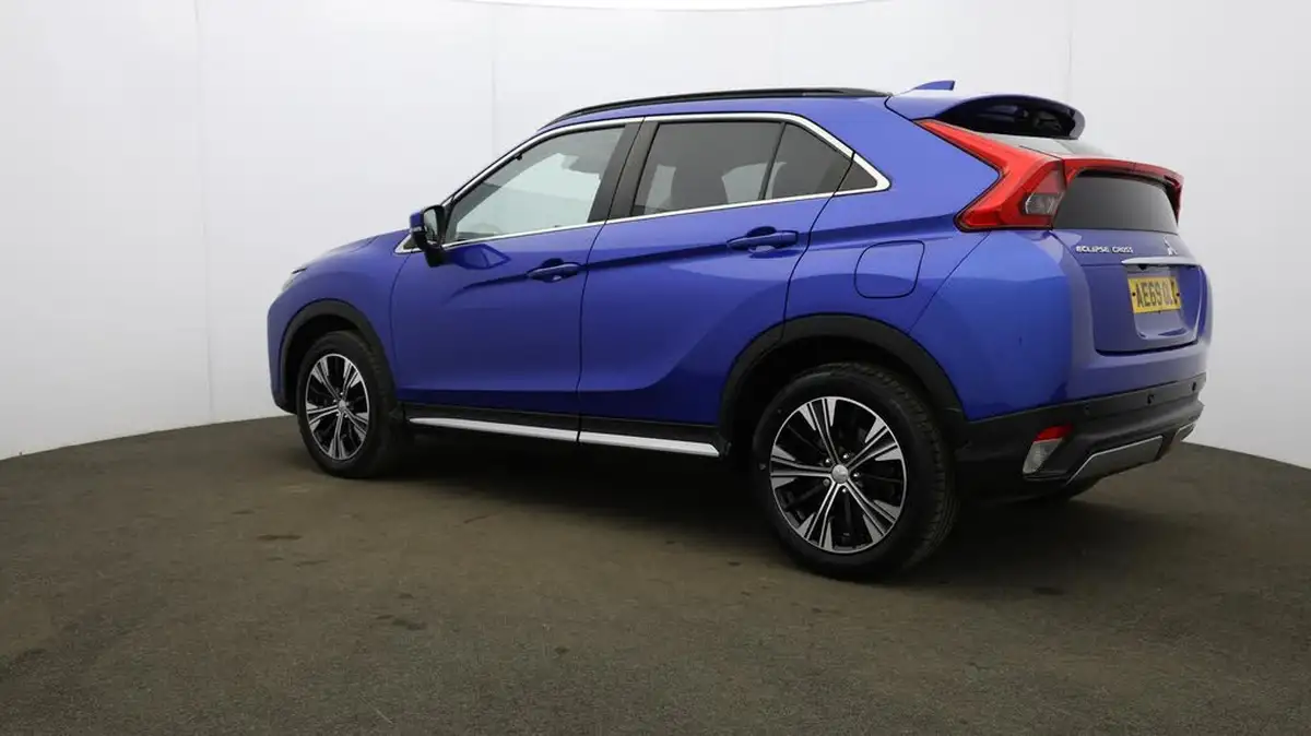 2019-mitsubishi-eclipse-cross-15-exceed-big-40
