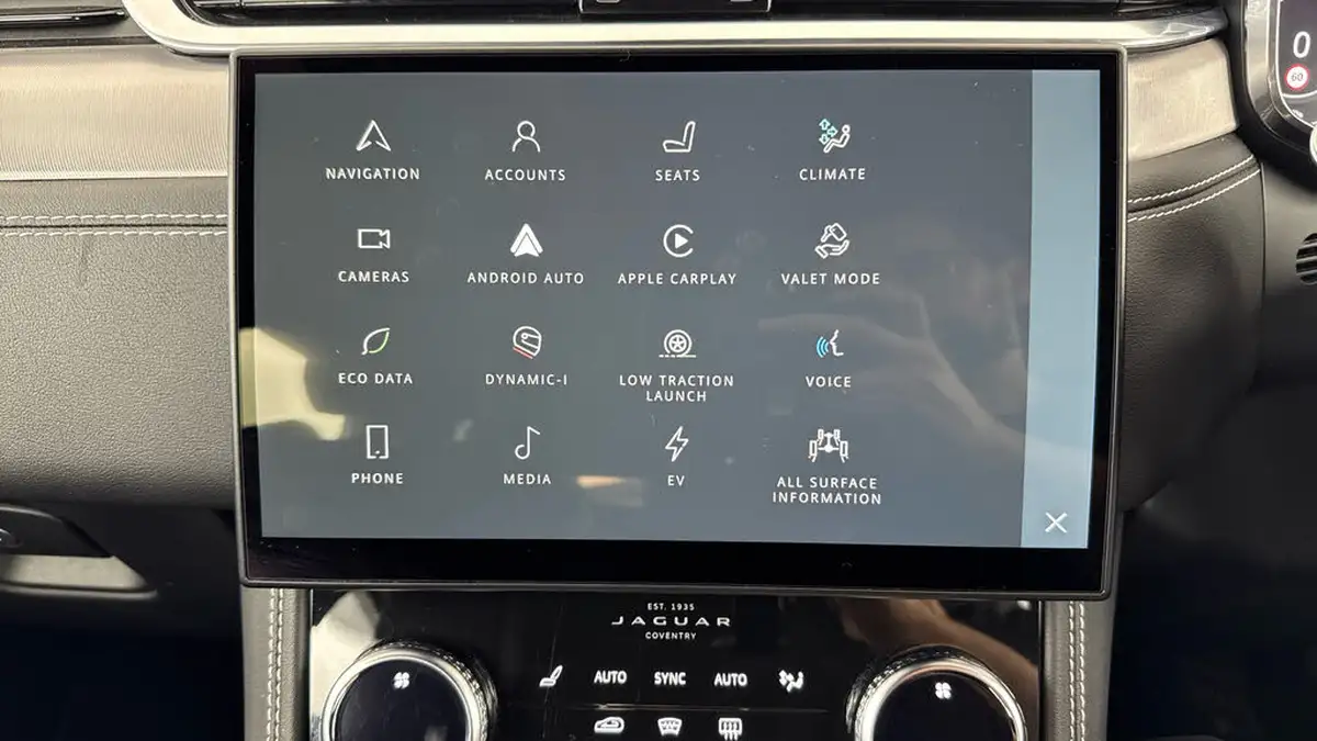 2022-jaguar-f-pace-20-p400e-r-dynamic-s-big-15