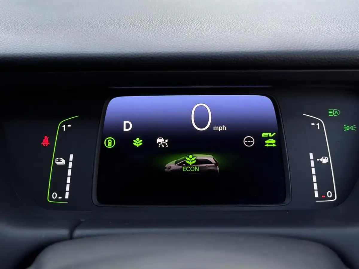 2021-honda-jazz-15-i-mmd-sr-109ps-big-15