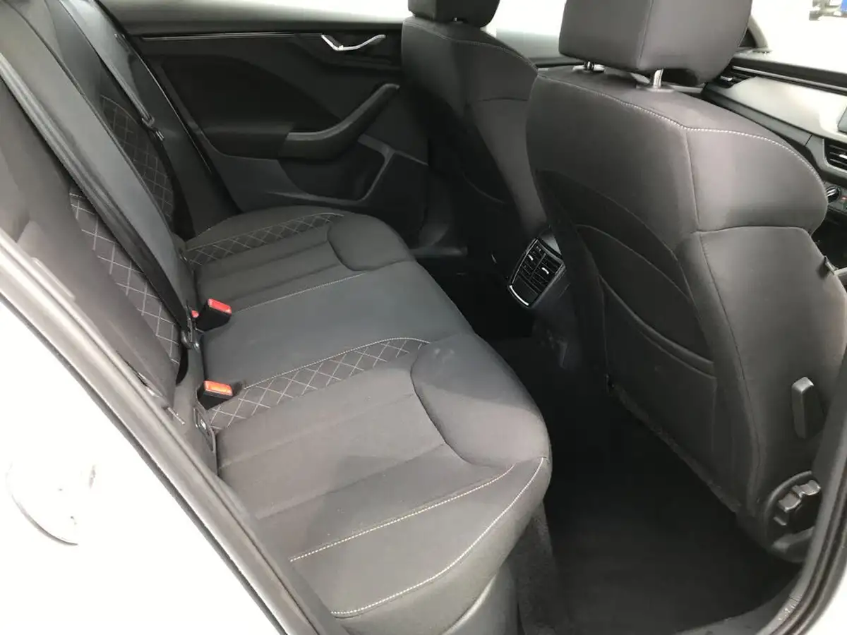 2022-skoda-scala-15-tsi-se-big-23