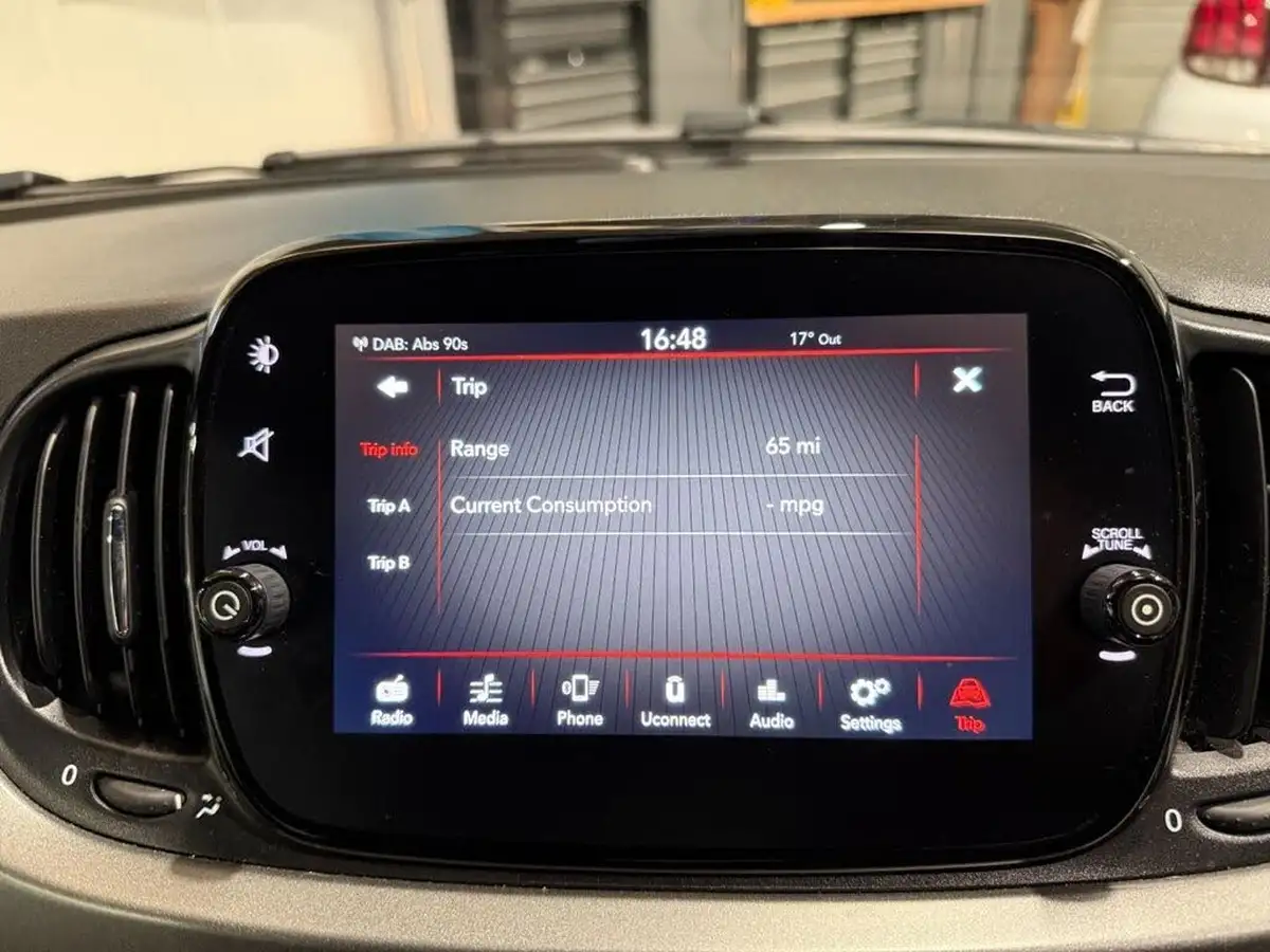 2018-fiat-500-12-s-big-24