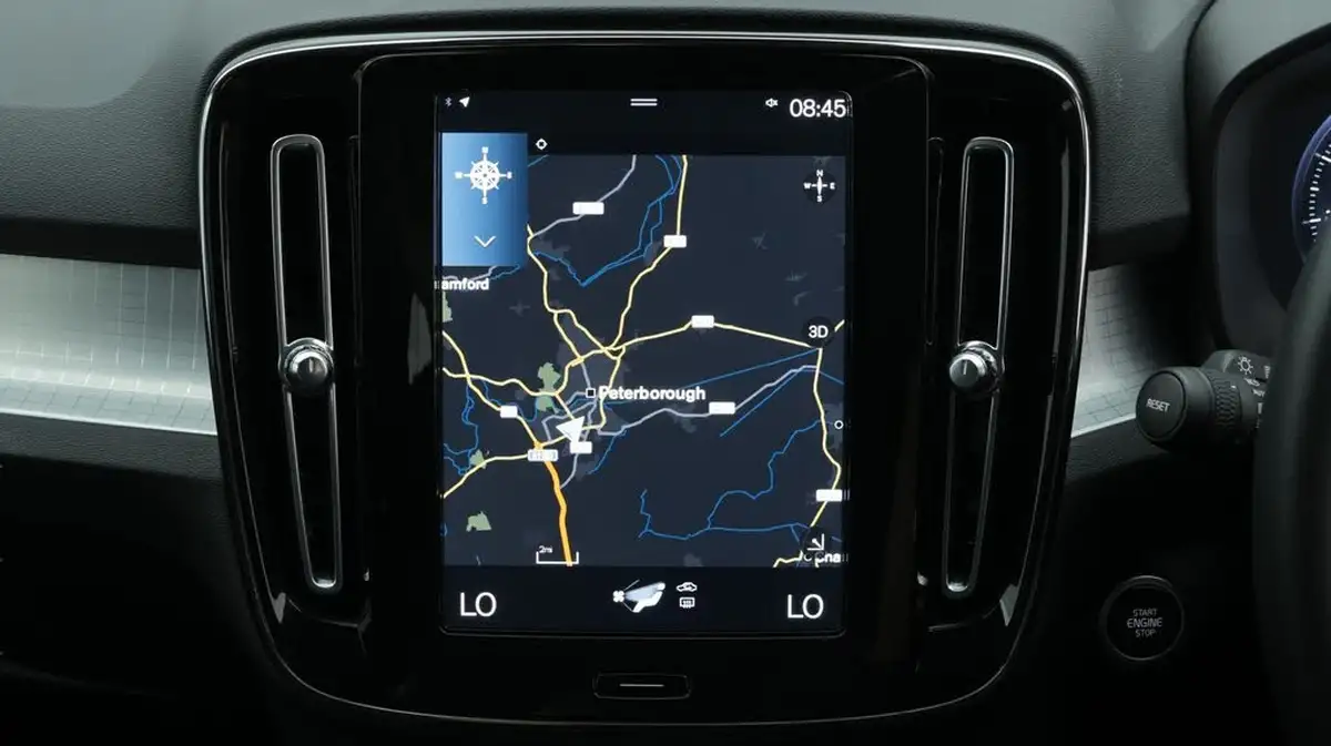 2021-volvo-xc40-15-t3-momentum-163bhp-big-11