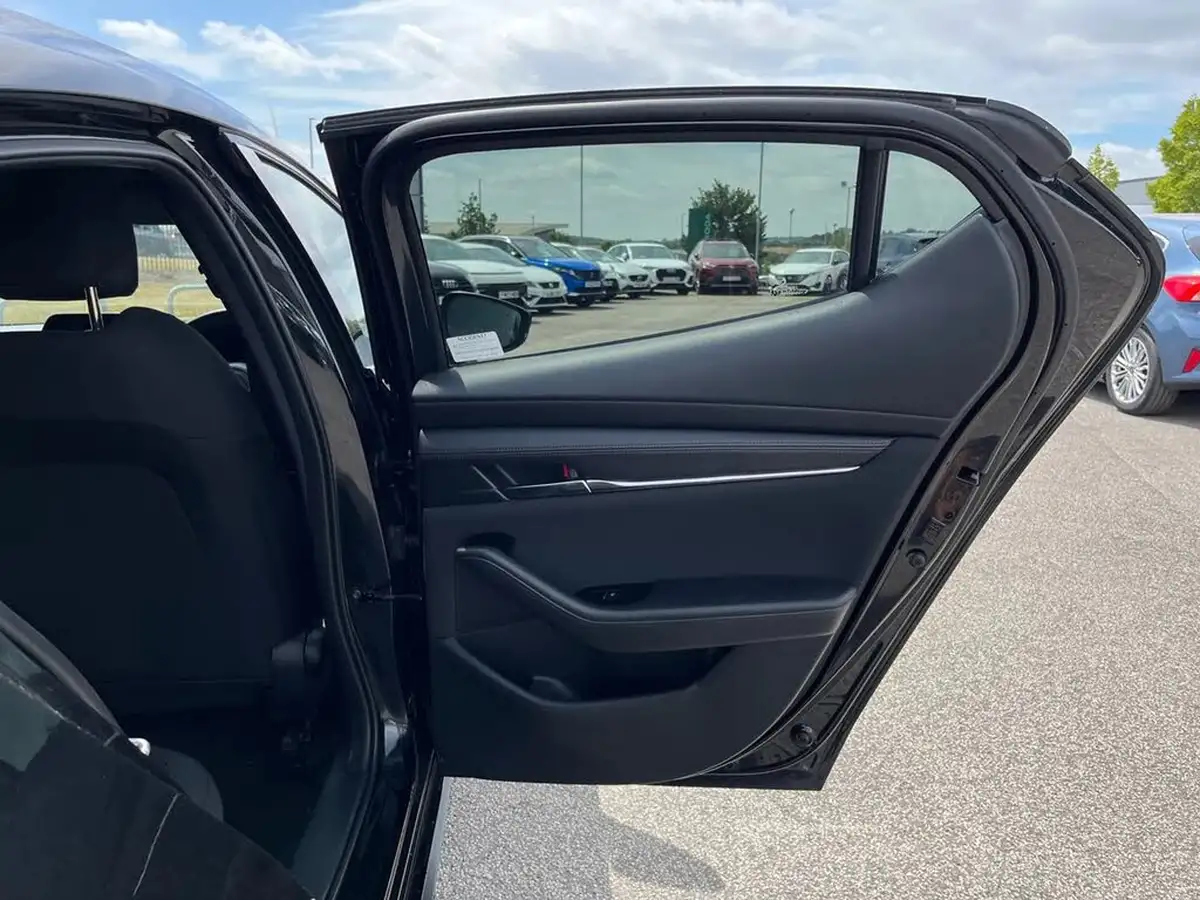 2021-mazda-mazda3-20-sport-lux-122ps-hatchback-5d-big-34
