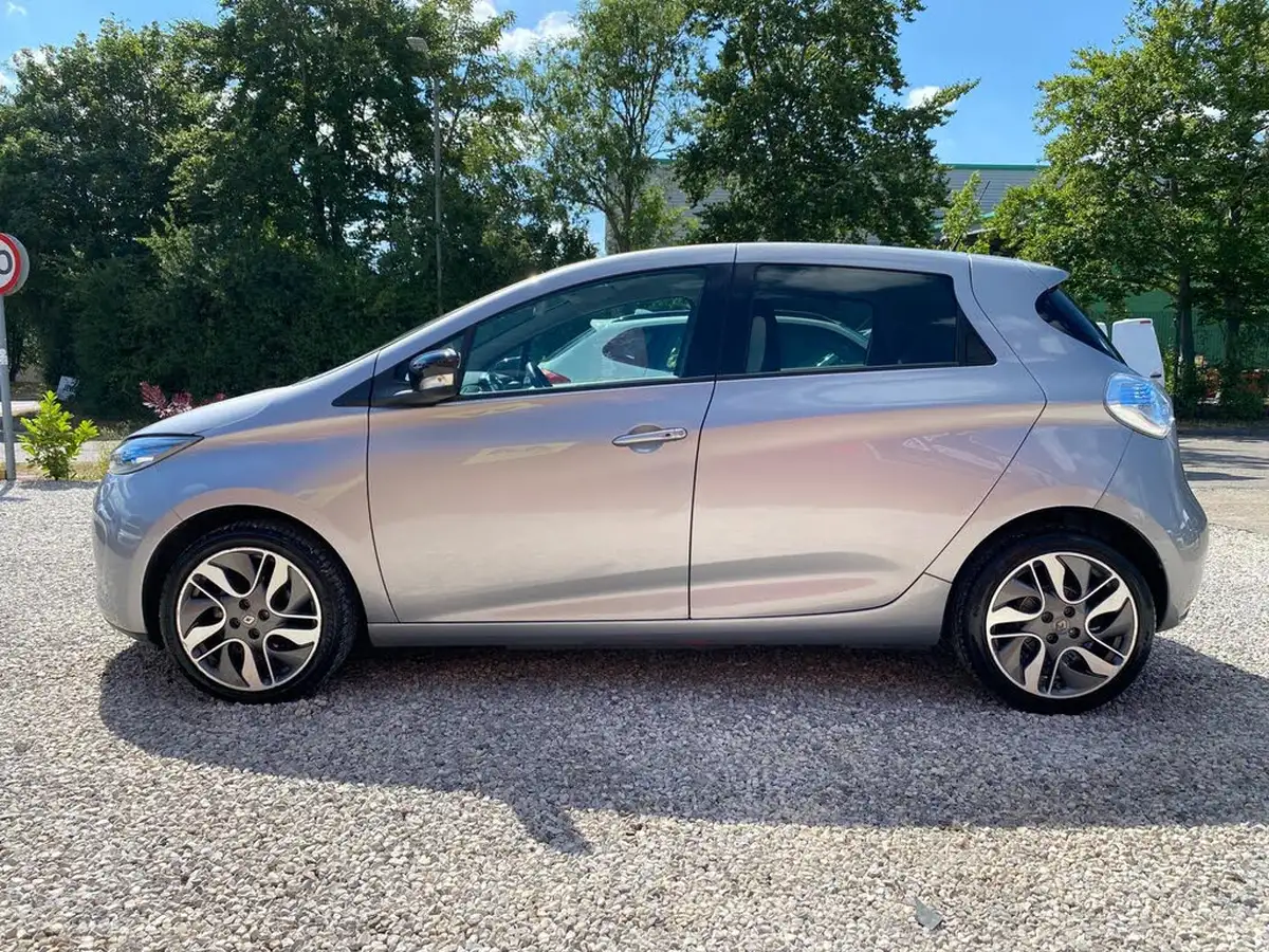 2018-renault-zoe-e-dynamique-nav-rapid-charge-big-19