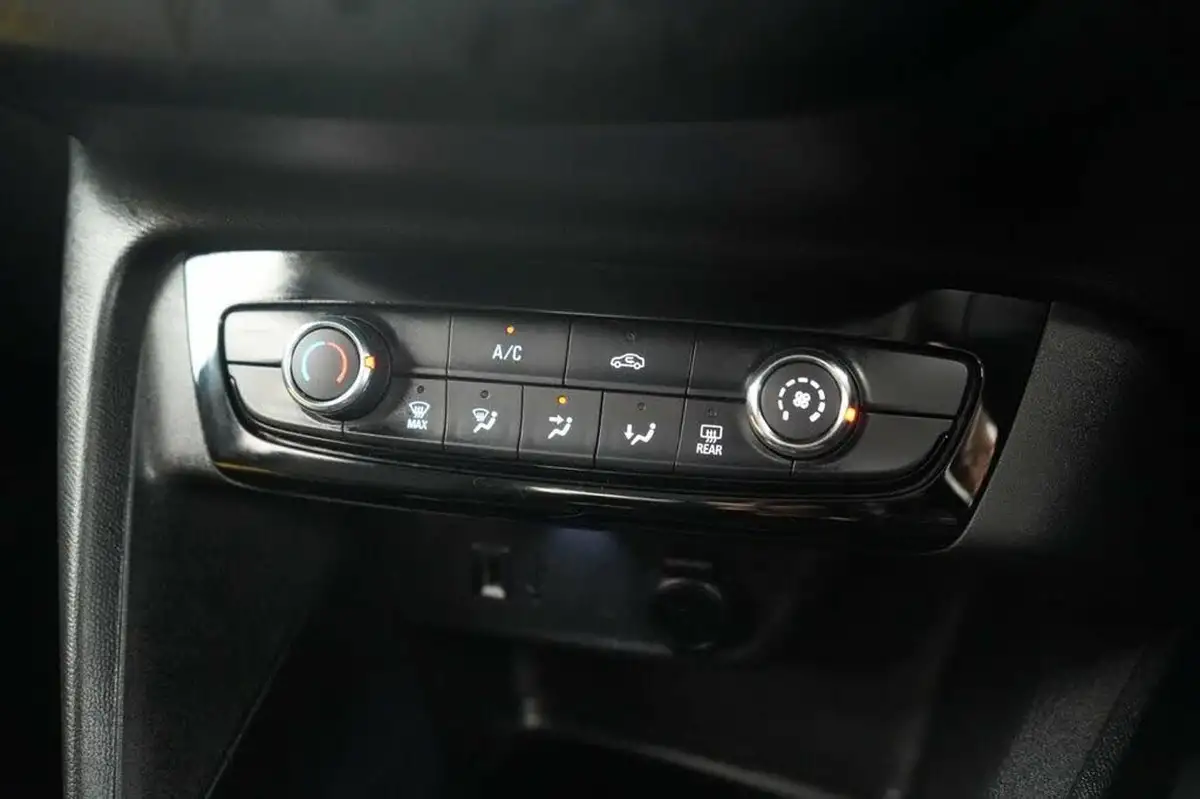2021-vauxhall-corsa-12i-se-big-22