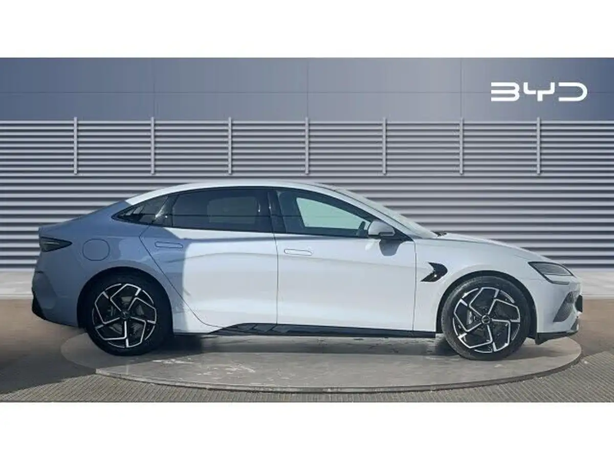 2025-byd-seal-e-excellence-big-4
