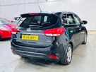 2014-kia-carens-17-crdi-2-134bhp-auto-small-4