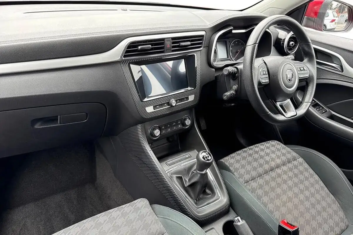 2019-mg-zs-suv-15-vti-tech-excite-105bhp-big-7