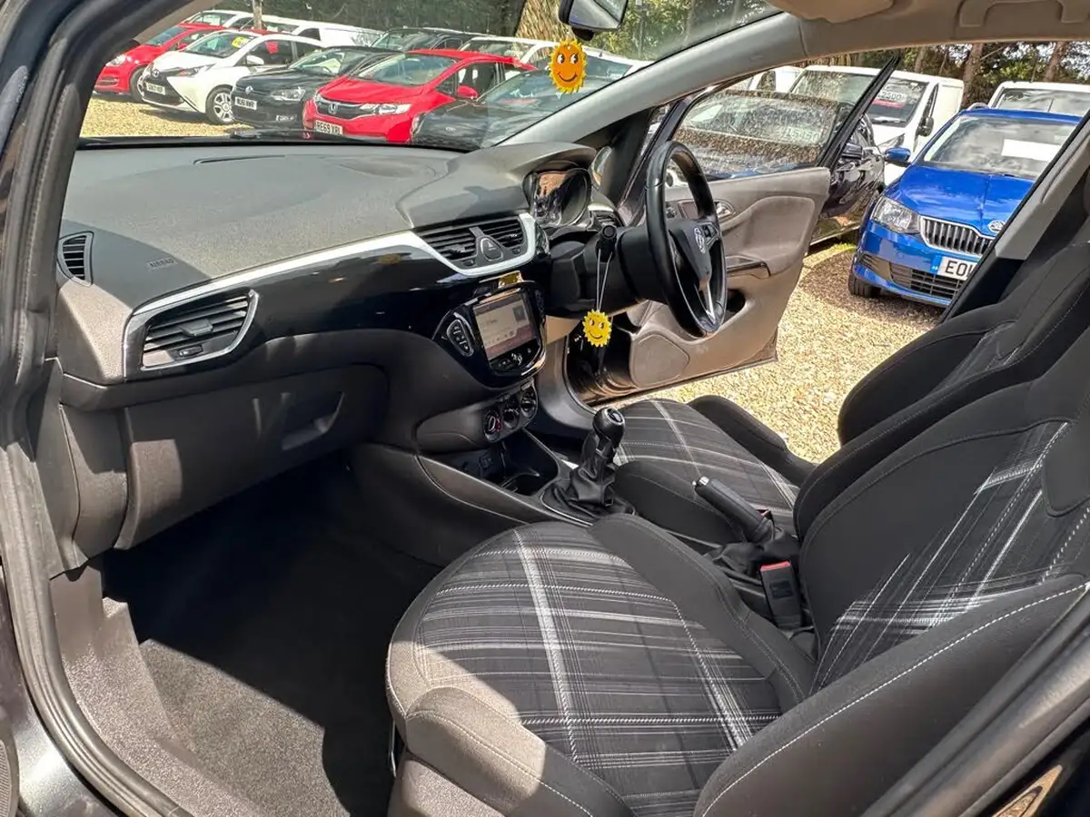 2015-vauxhall-corsa-14-limited-edition-ss-5d-big-16