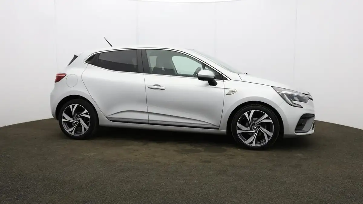 2021-renault-clio-10-tce-rs-line-100bhp-big-51