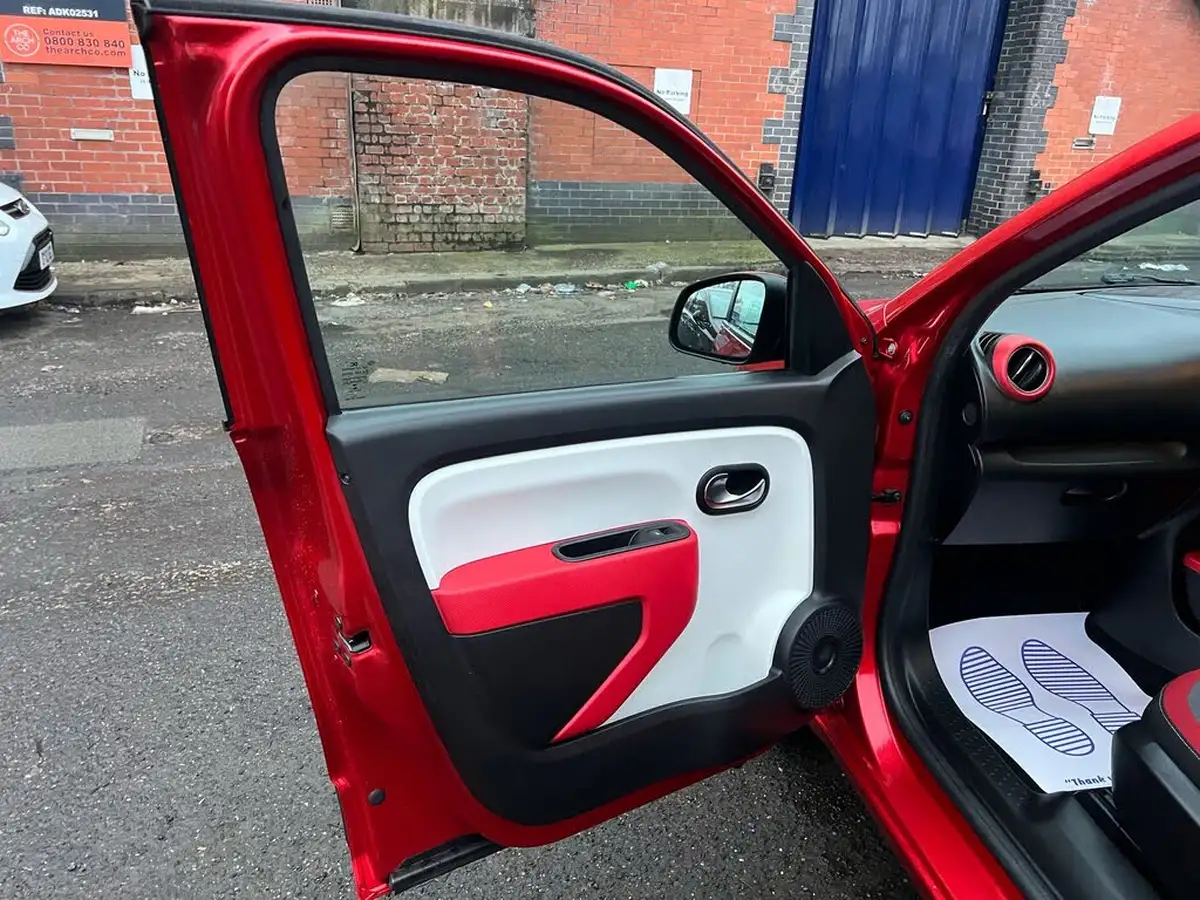 2018-renault-twingo-big-2