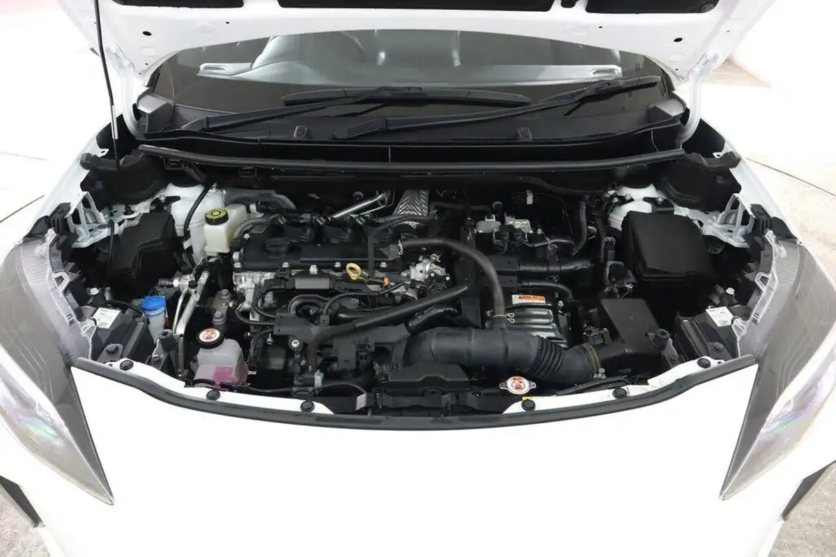 2022-toyota-yaris-15-vvt-i-design-panoramic-roof-big-27
