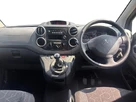 2018-peugeot-partner-small-6