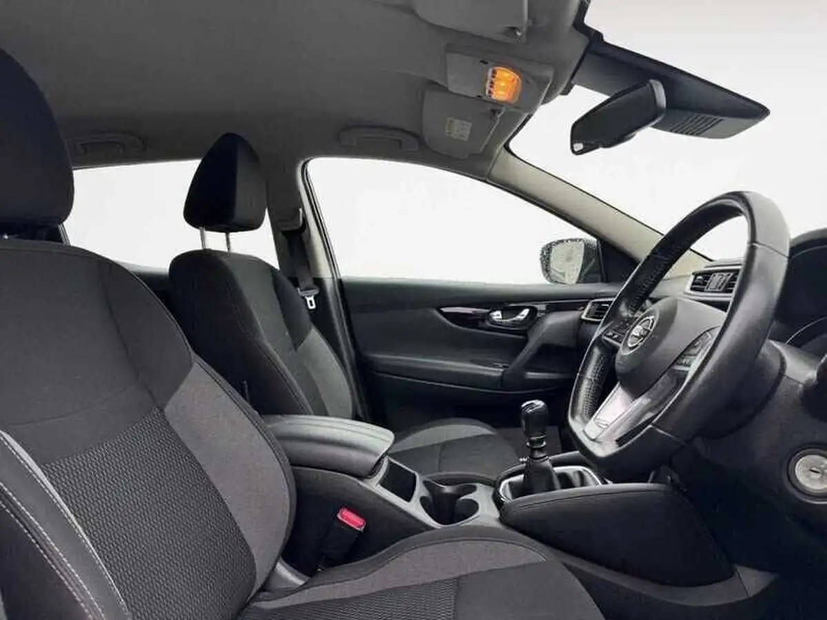 2018-nissan-qashqai-15dci-acenta-premium-big-3