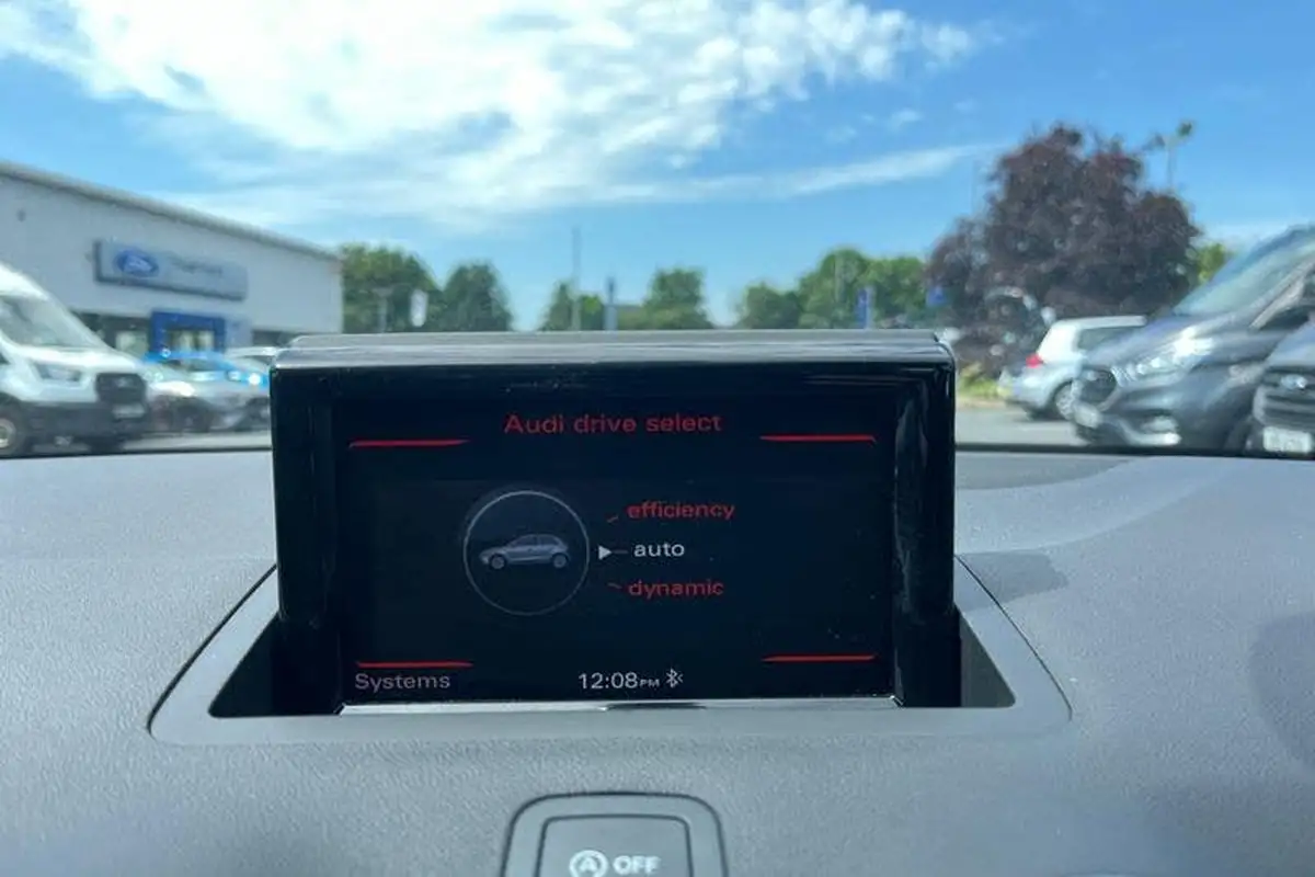 2016-audi-a1-14-tfsi-sportback-5d-big-27