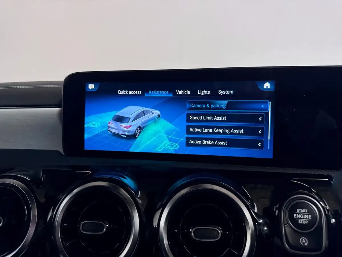 2022-mercedes-benz-cla-13-cla-200-amg-line-shooting-brake-5d-big-47