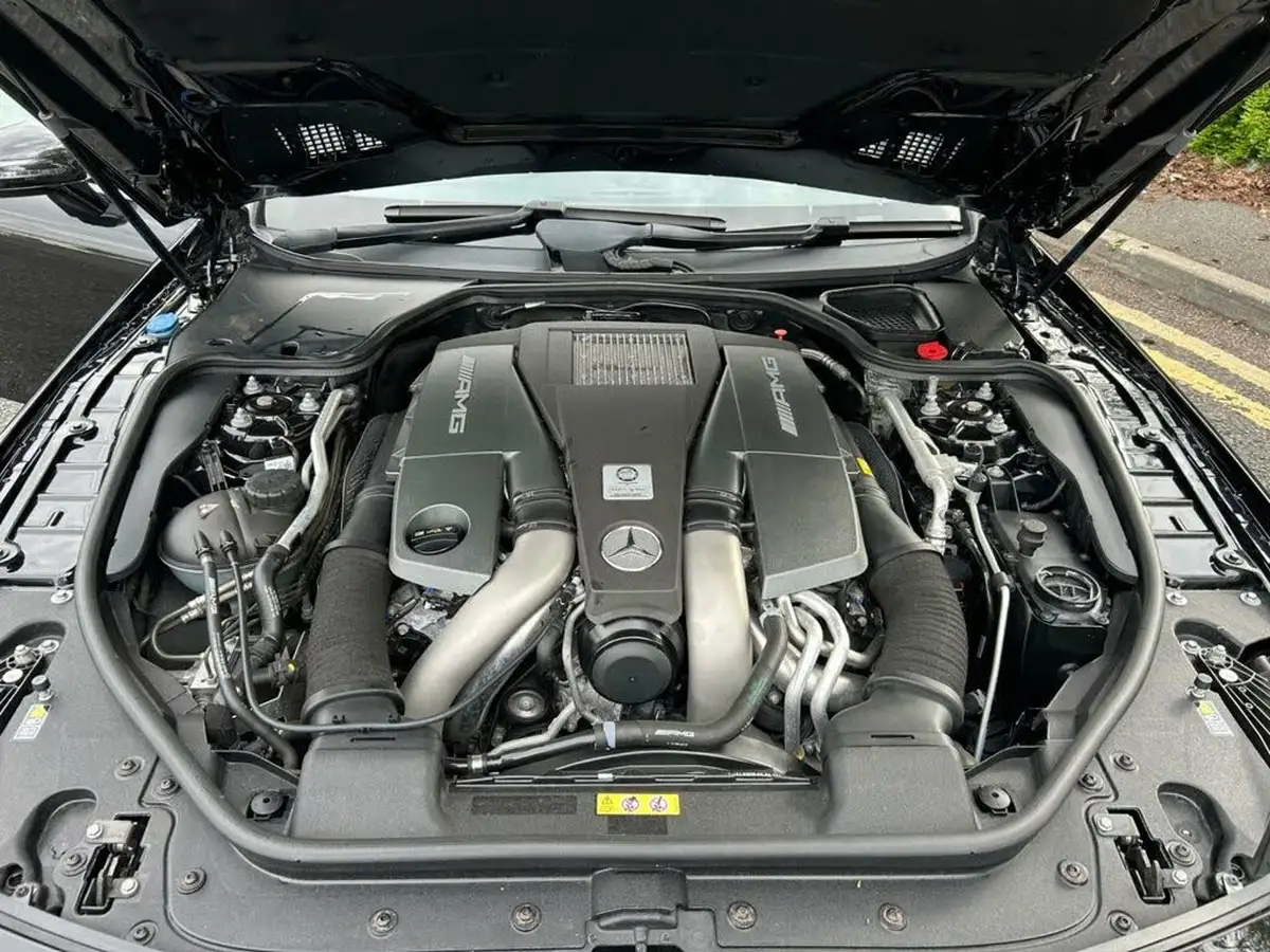 2012-mercedes-benz-sl-class-55-sl63-amg-big-15