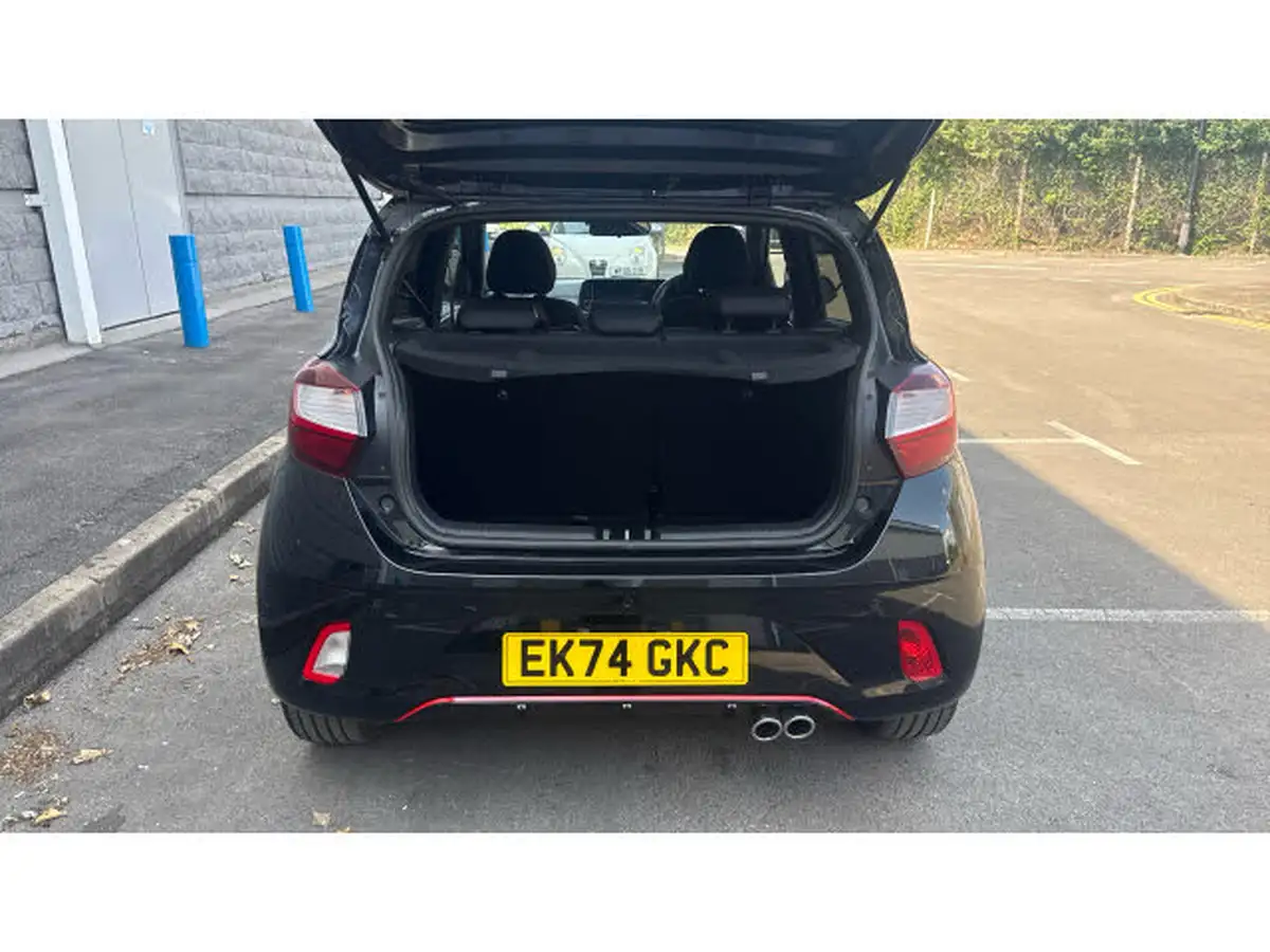 2024-hyundai-i10-10-t-gdi-n-line-90ps-two-tone-roof-big-3
