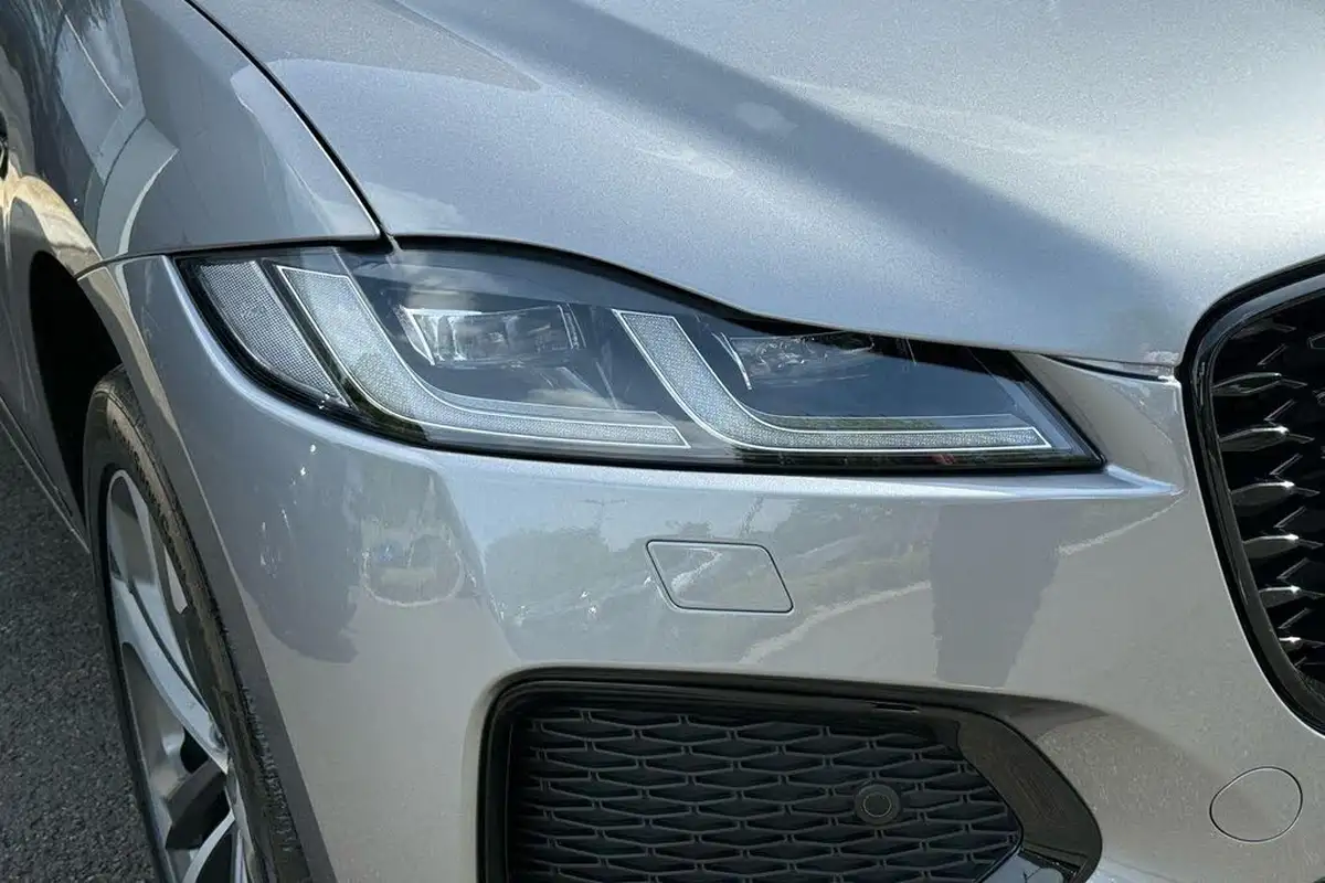 2023-jaguar-f-pace-30-d300-r-dynamic-hse-black-big-58