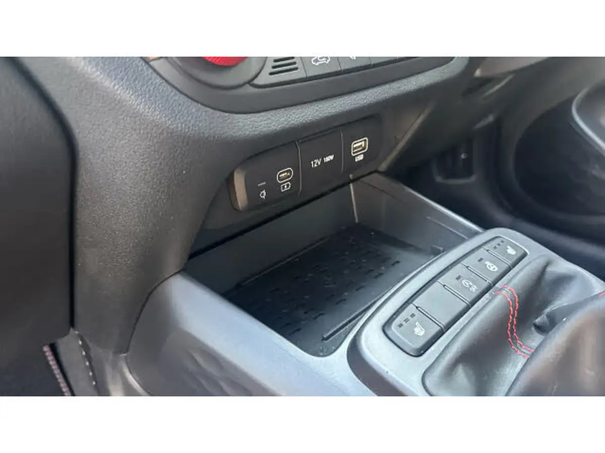 2024-hyundai-i10-10-t-gdi-n-line-90ps-two-tone-roof-big-27