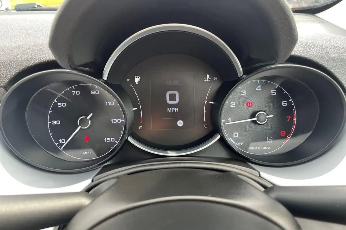 2021-fiat-500x-10-firefly-turbo-hey-google-big-13