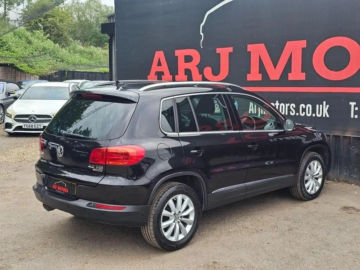 2015-volkswagen-tiguan-20tdi-match-150ps-4wd-bmt-dsg-big-6