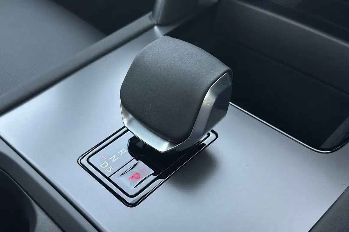 2024-land-rover-discovery-sport-20-d200-dynamic-se-big-48