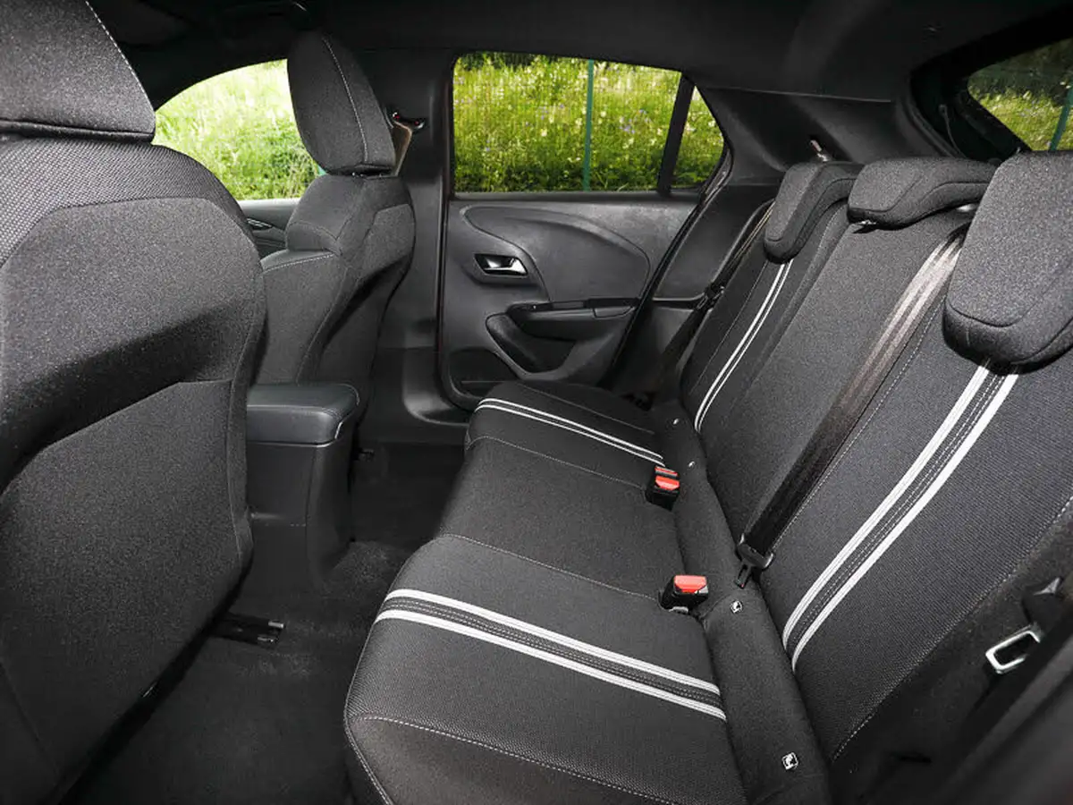 2025-vauxhall-corsa-12-turbo-gs-100ps-auto-big-5
