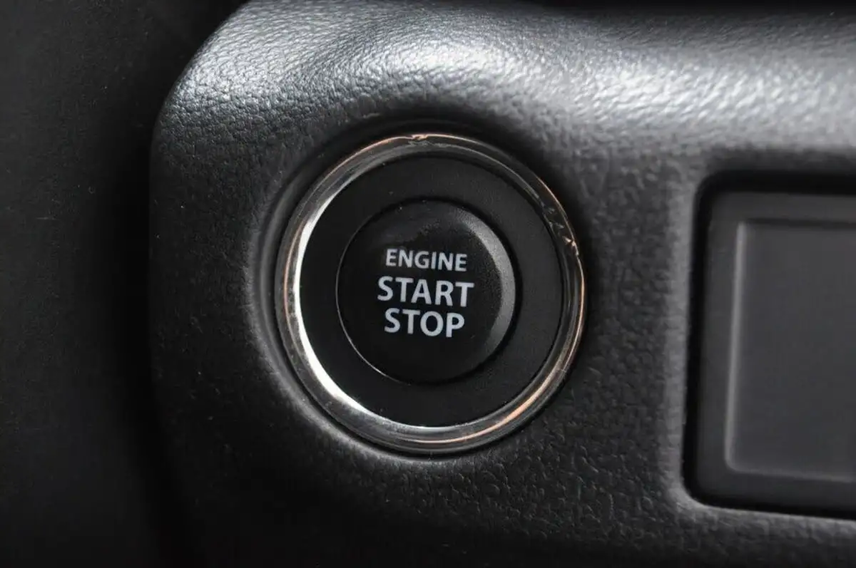 2014-suzuki-s-cross-16-sz-t-big-39