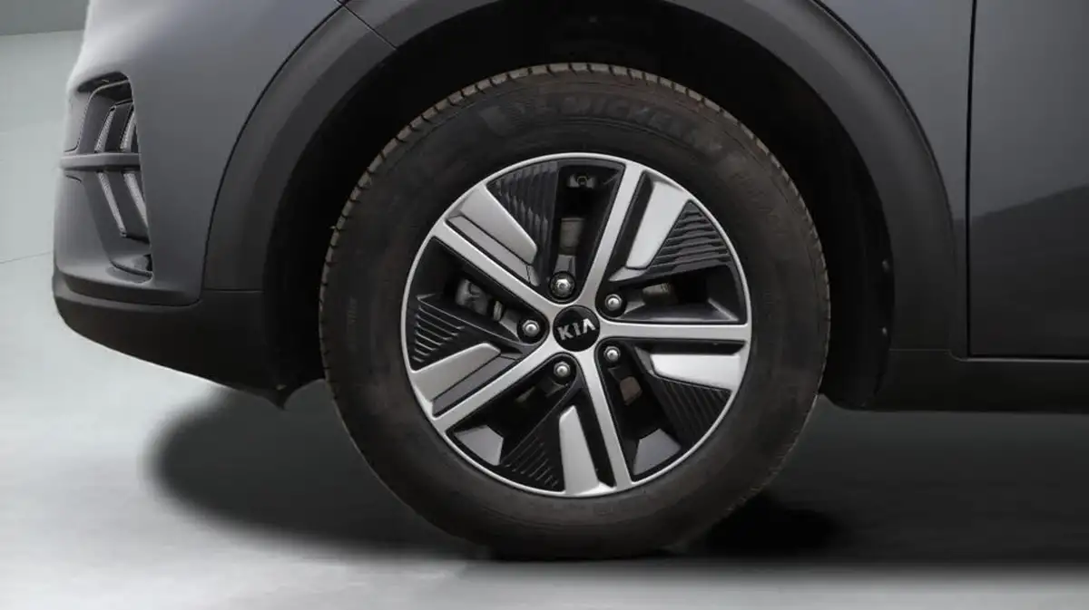 2020-kia-niro-16-gdi-phev-3-big-18