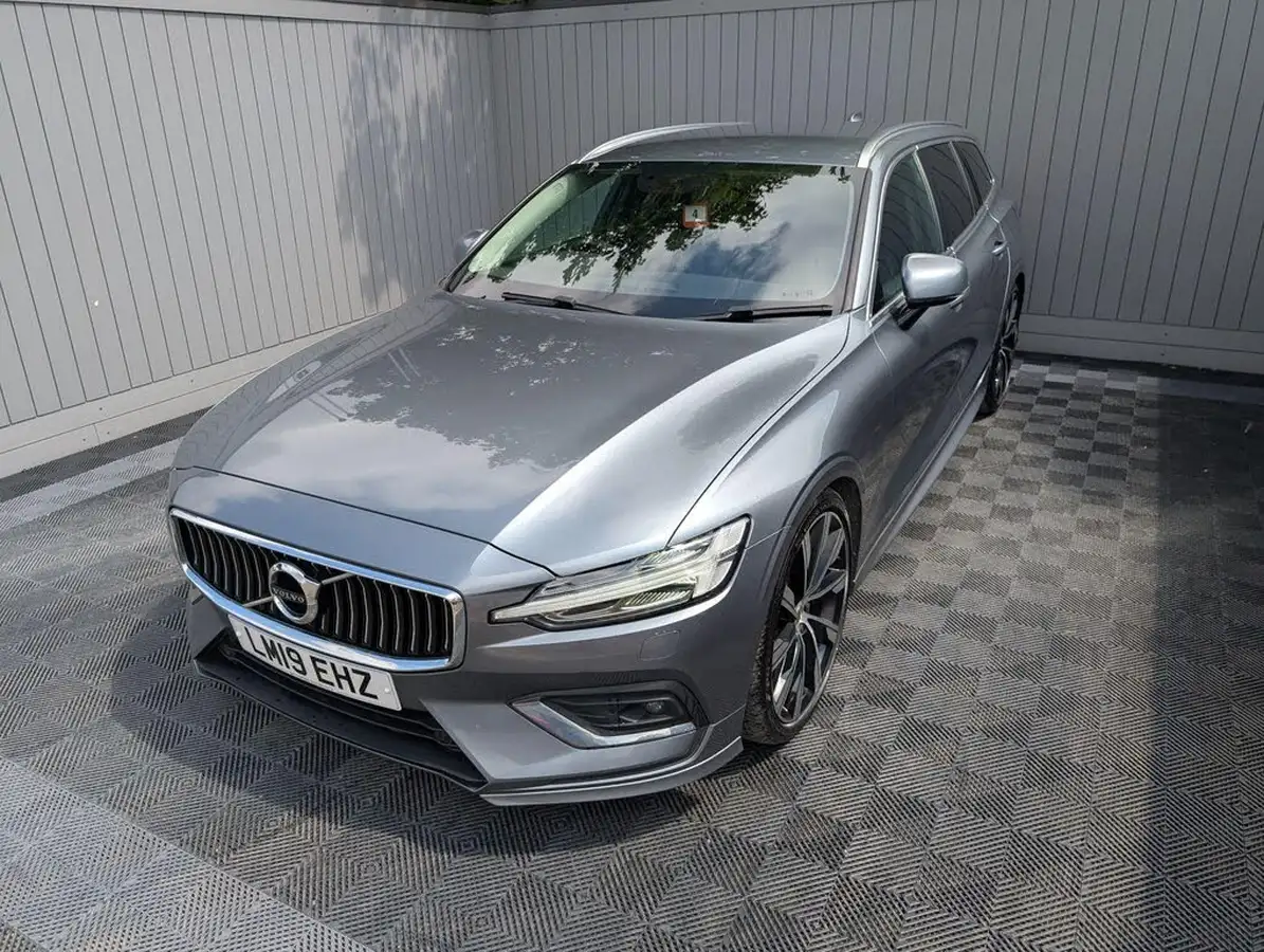 2019-volvo-v60-20td-d4-inscription-geartronic-big-15
