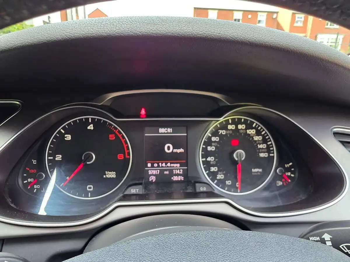 2012-audi-a4-20td-se-technik-136ps-big-23