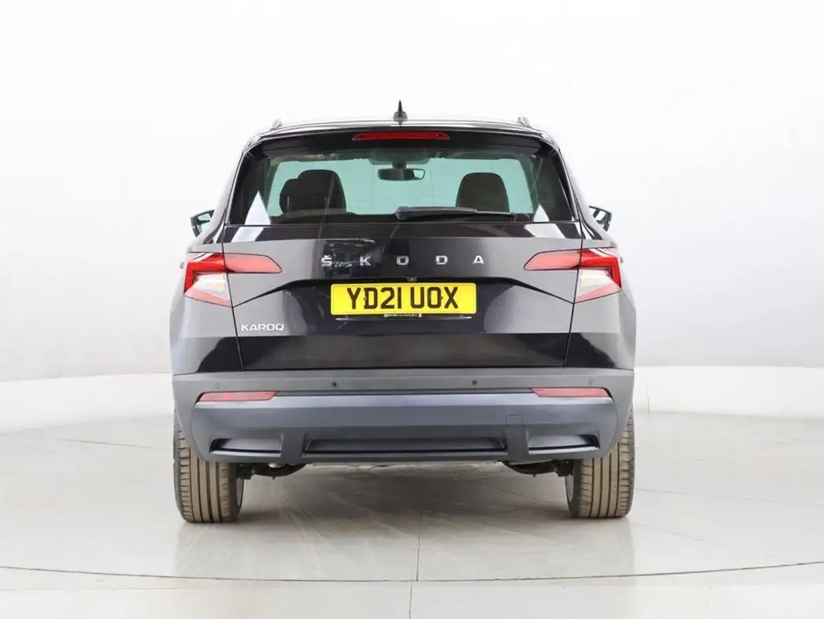 2021-skoda-karoq-15-tsi-se-l-big-8