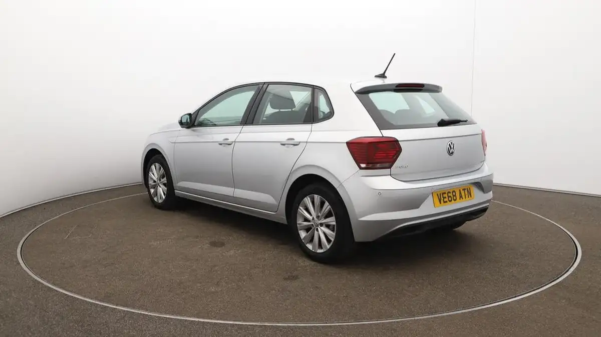 2018-volkswagen-polo-10-tsi-sel-115ps-5d-dsg-big-61