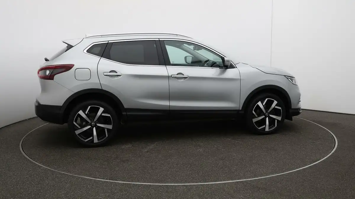 2021-nissan-qashqai-13-dig-t-n-motion-140ps-big-48