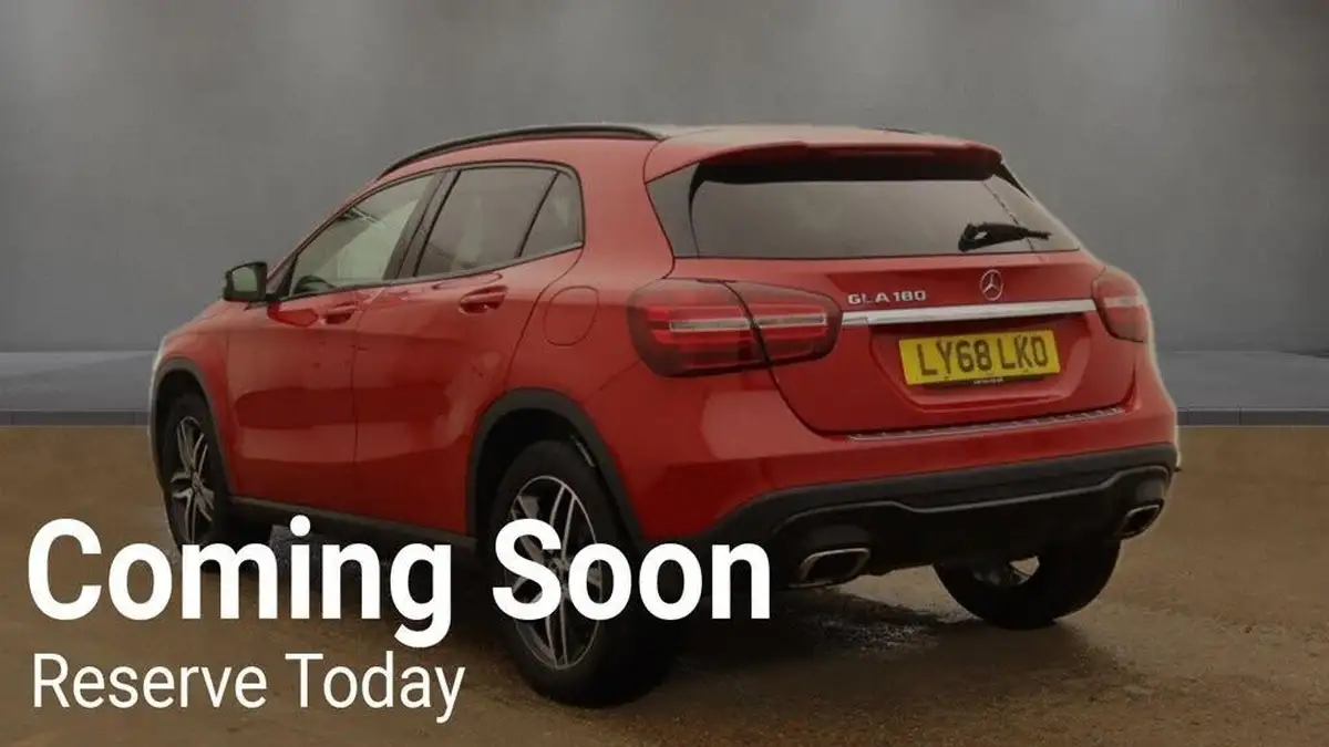 2019-mercedes-benz-gla-class-16-gla-180-urban-edition-ss-big-2