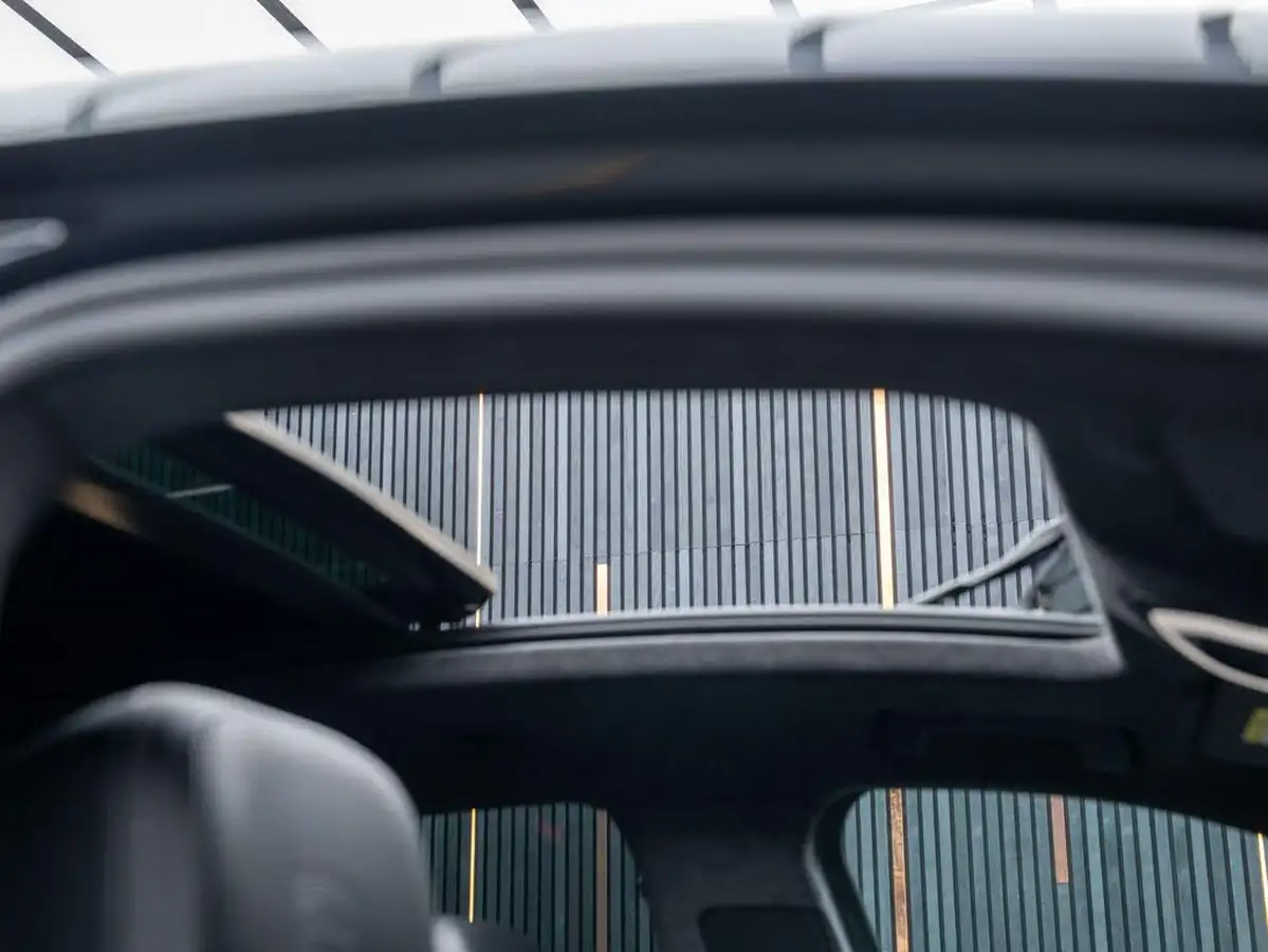 2020-porsche-macan-29-v6-turbo-big-3