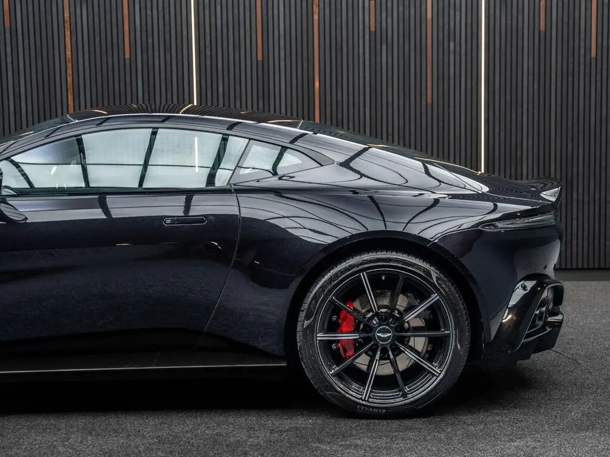 2020-aston-martin-vantage-40-v8-vantage-coupe-auto-big-8