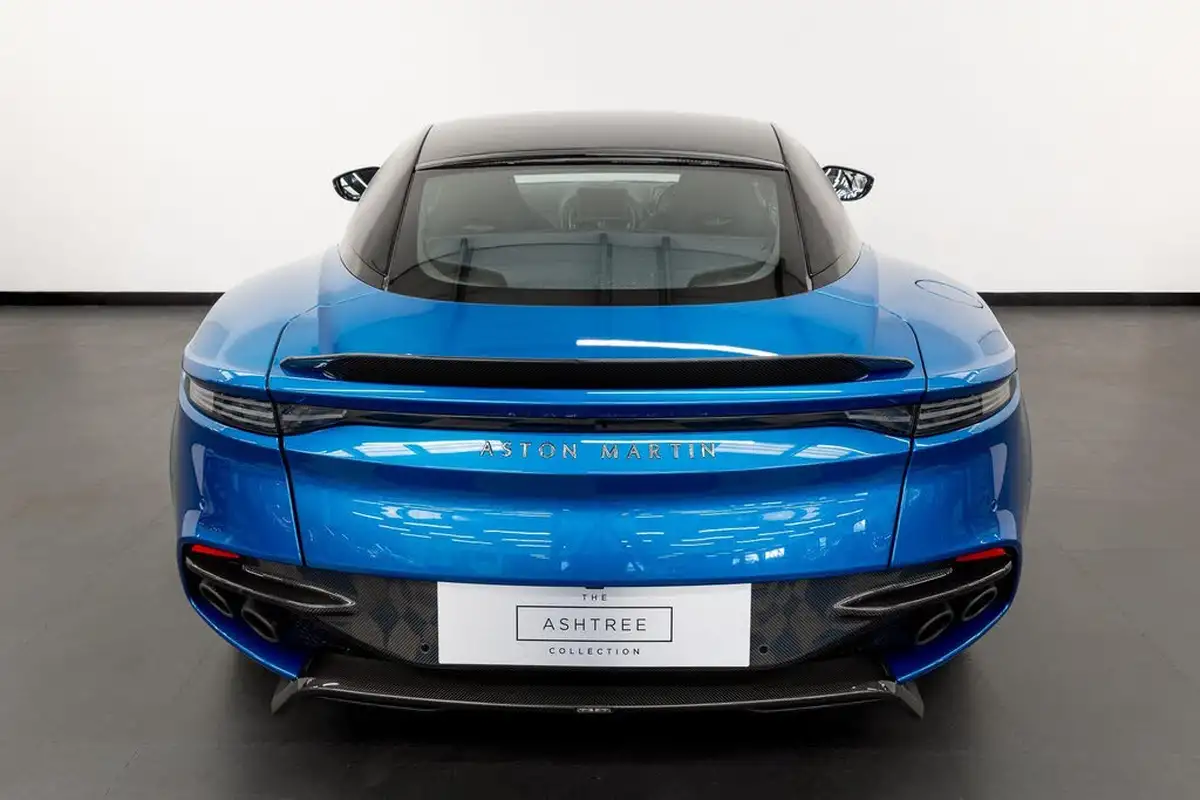 2019-aston-martin-dbs-52-v12-superleggera-big-13