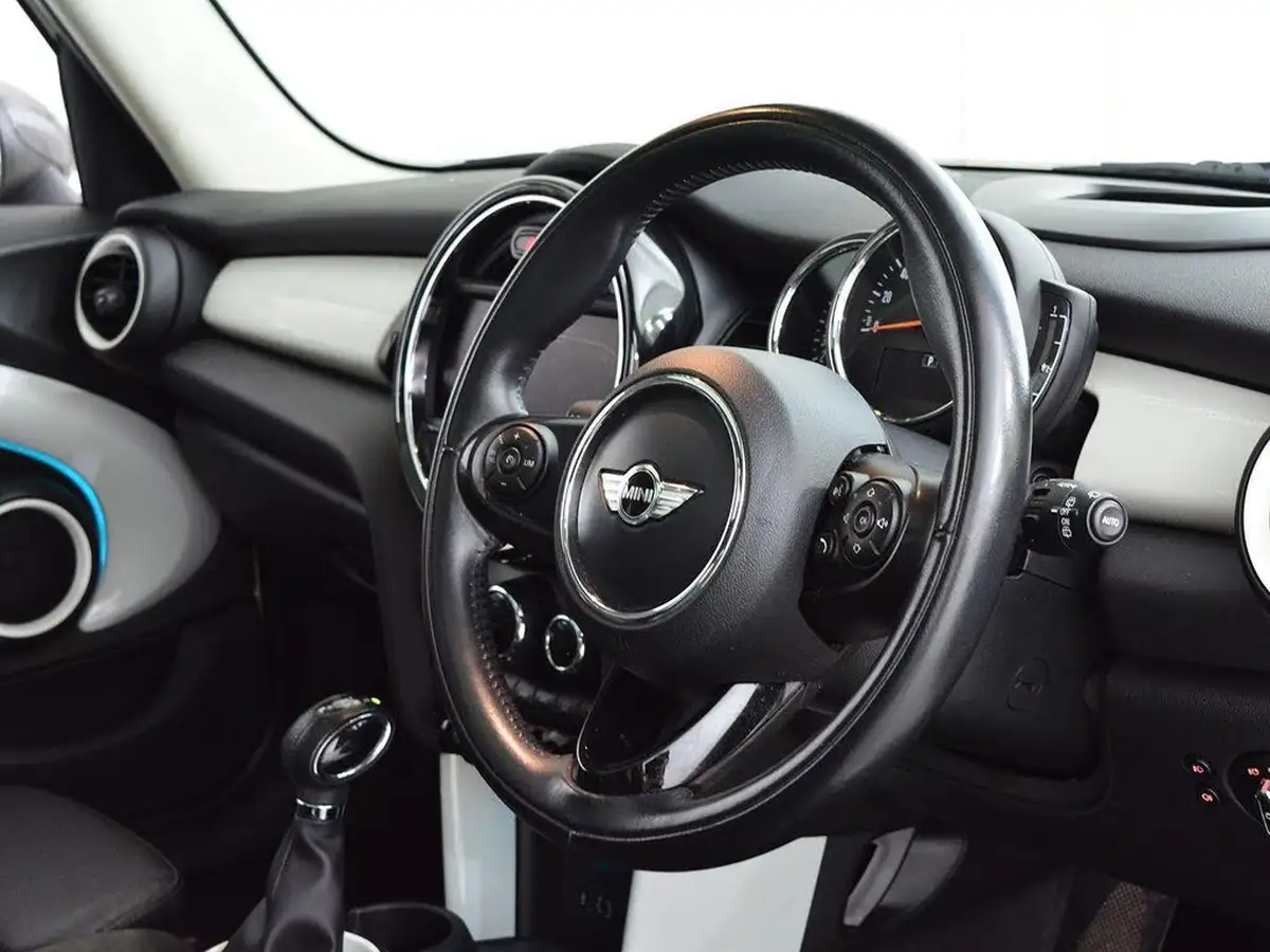 2017-mini-cooper-15-cooper-ss-hatchback-5d-auto-big-16