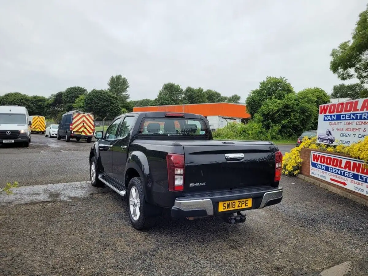 2018-isuzu-d-max-19td-yukon-double-pickup-big-7