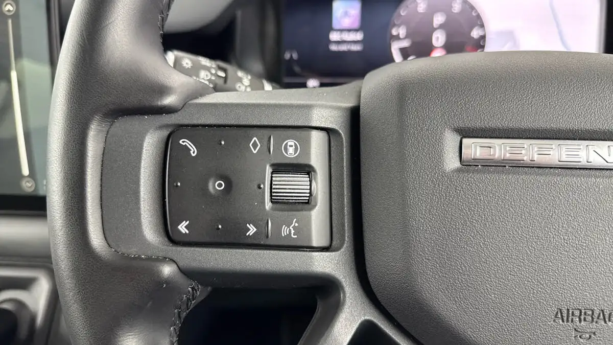 2024-land-rover-110-defender-30-d300-x-dynamic-hse-big-20